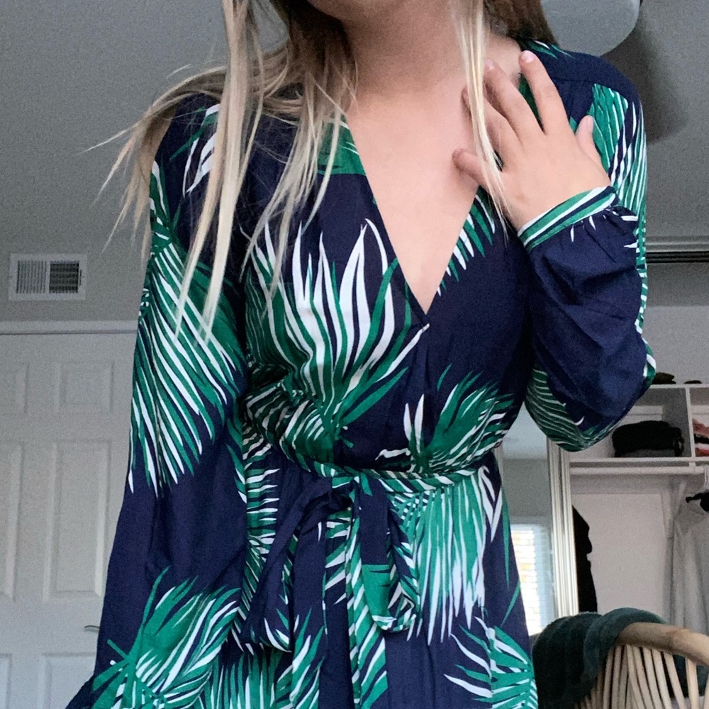 Aakaa dress